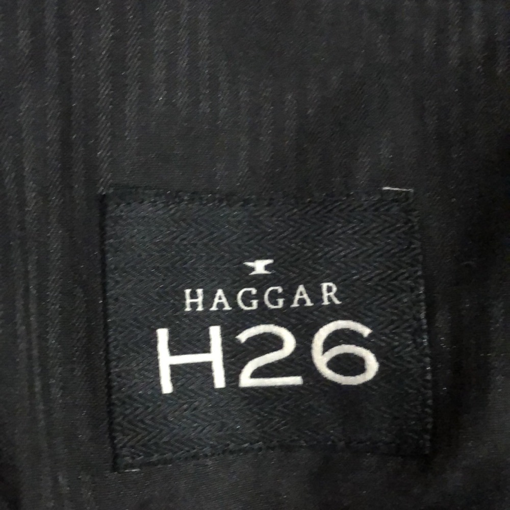HAGGAR H26 Flat Front Shorts w/Side Pocket - Picture 2 of 6